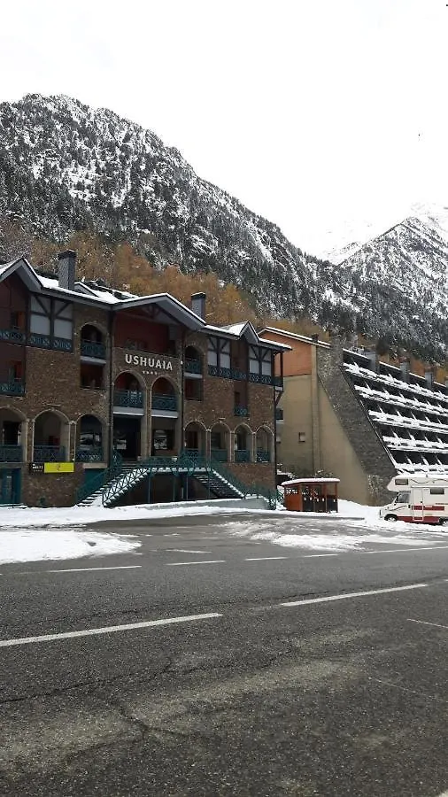 Comfortable Studio With Mountain View In Arinsal 40 M² + Ski Storage 0*,  Andorra