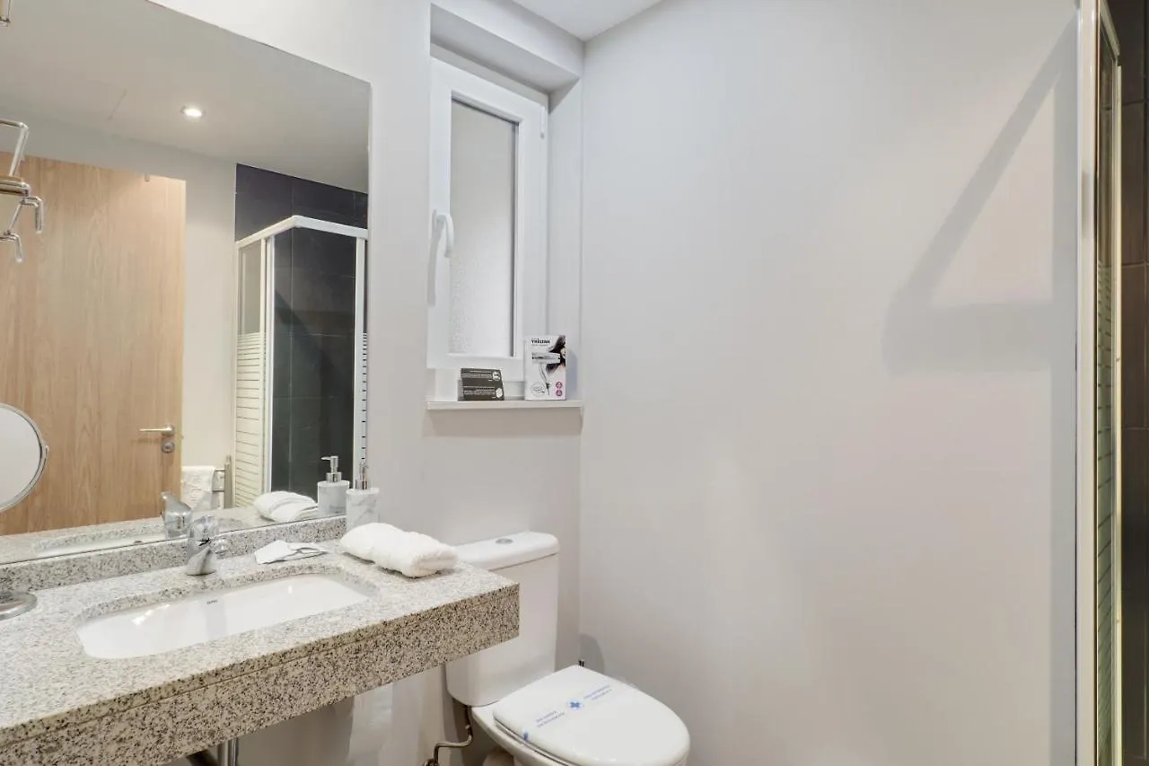 Comfortable Studio With Mountain View In Arinsal 40 M² + Ski Storage Lägenhet