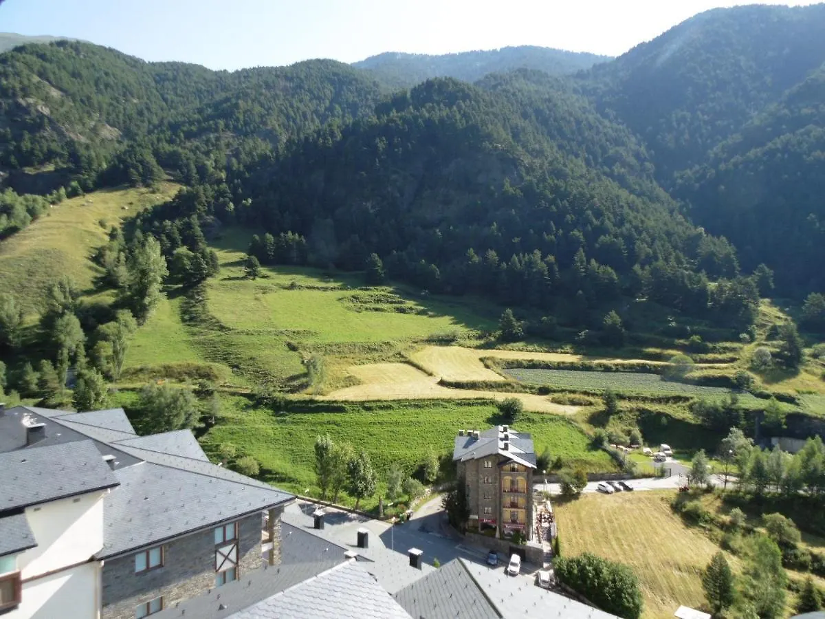 Comfortable Studio With Mountain View In Arinsal 40 M² + Ski Storage Andorra